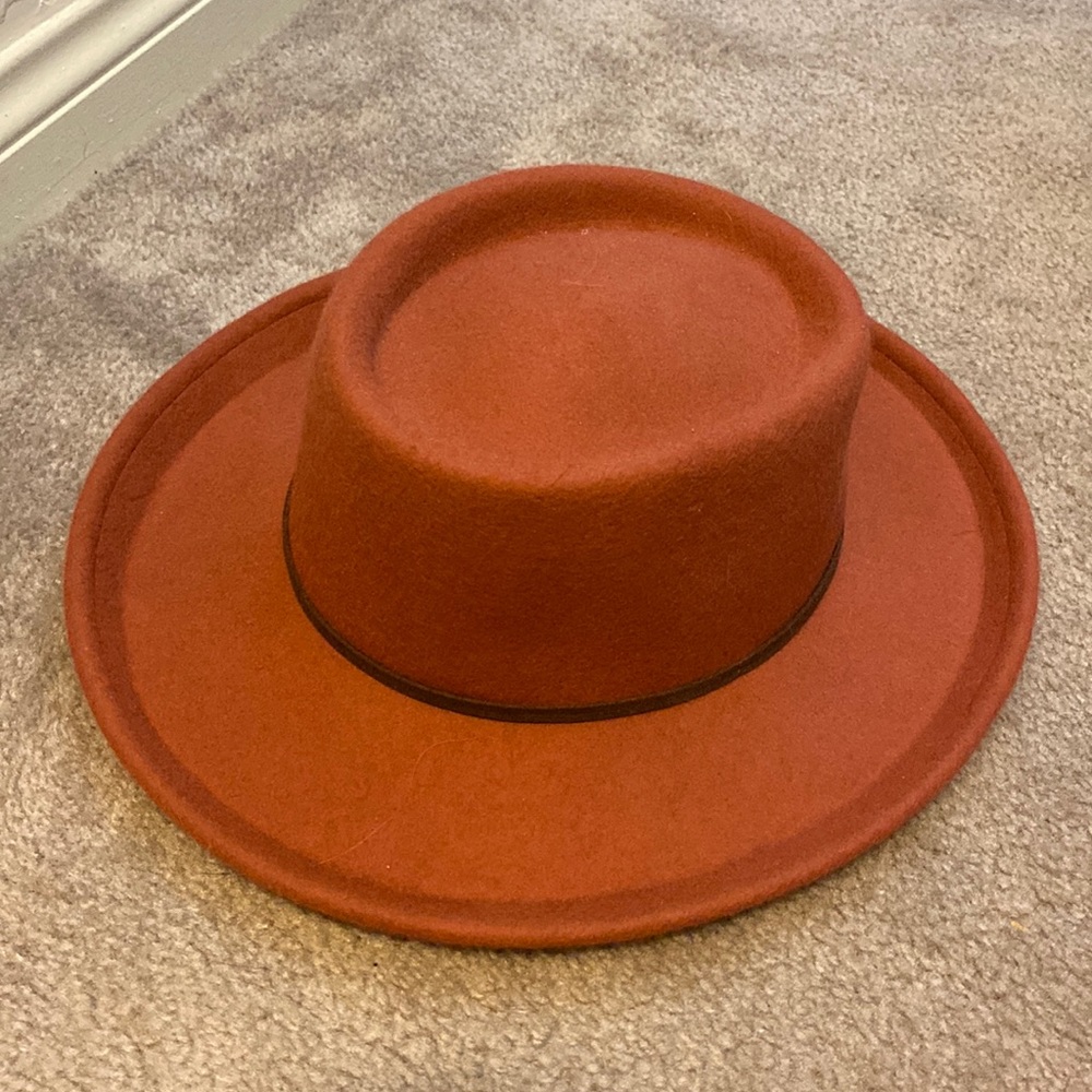 Universal Threads Rustic colored Fedora/Wide brimmed hat
